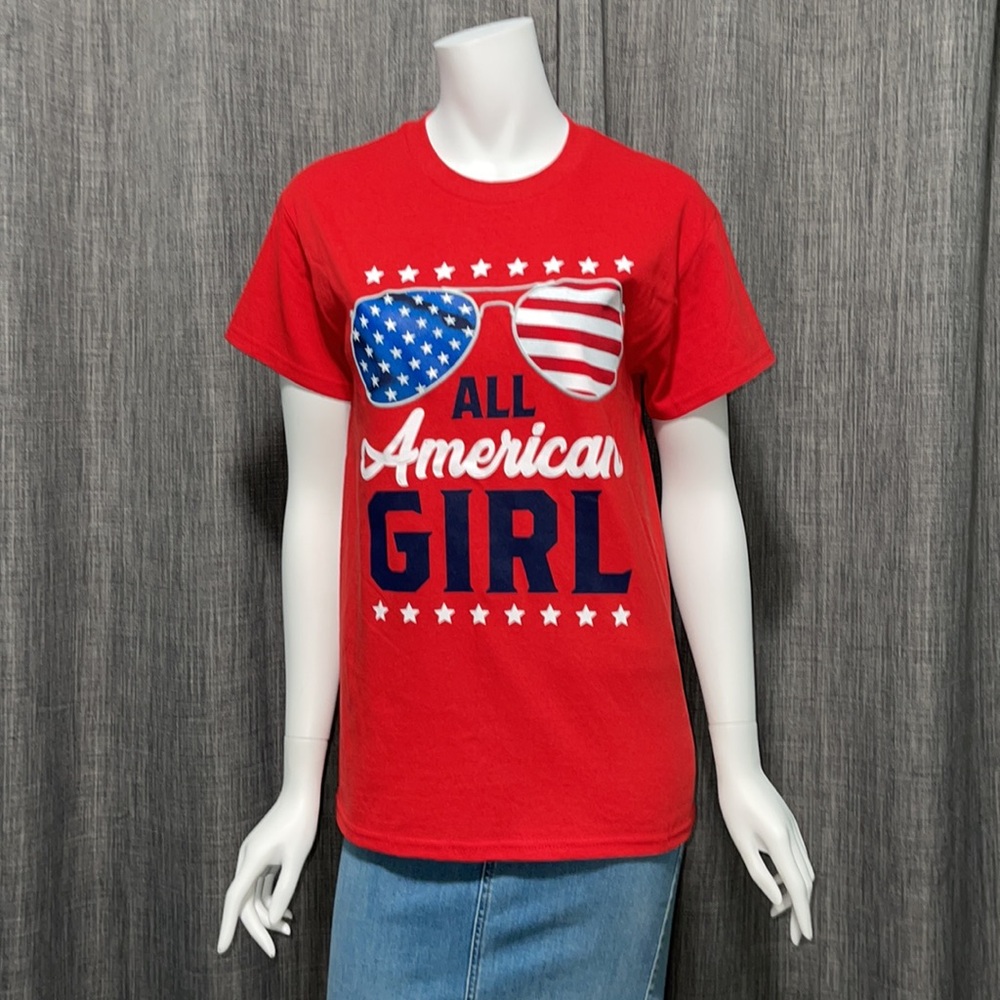 Cotton All American Girl Graphic T-shirt Small, Red